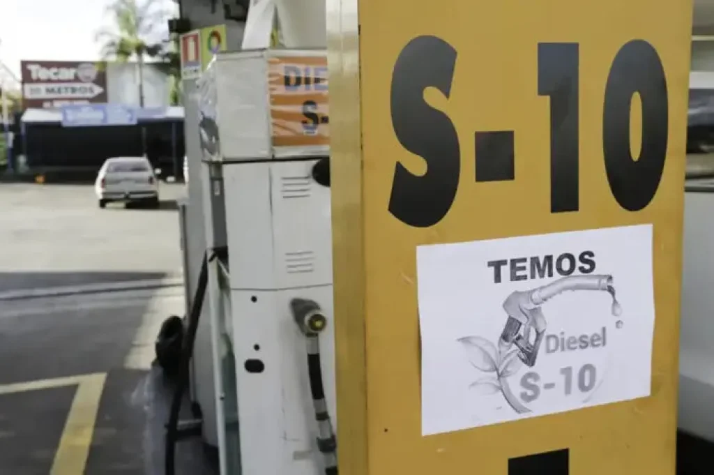 Biodiesel-S10-na-bomba-de-posto-de-combustivel-foto-Abr-696x463.jpg