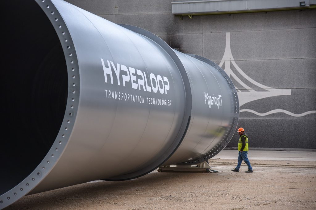 hyperloop-foto-hyperlooptt-1024x683-1
