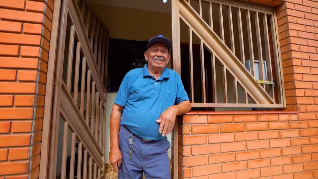 vt-idoso-eletricista-2